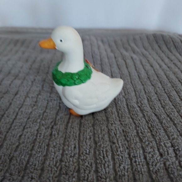 Christmas Ceramic Duck Ornament - Picture 6 of 6